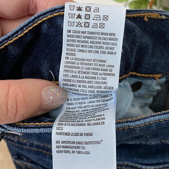 American Eagle Shortie Shorts Size 4 - Picture 5 of 7